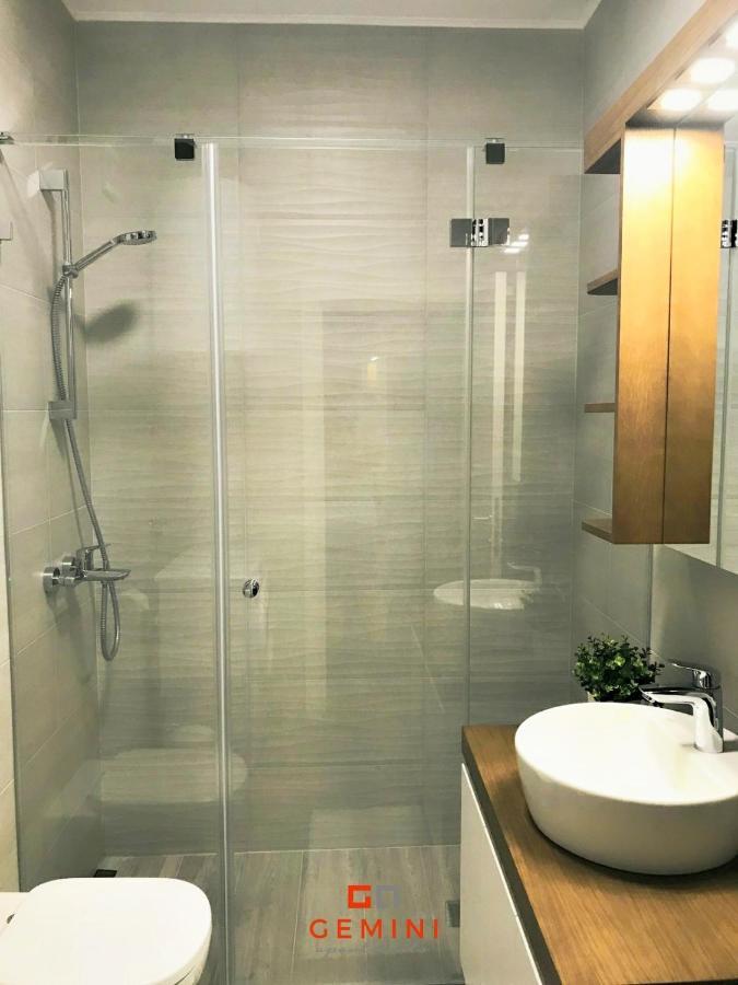نوفي ساد Gemini Apartment 3 - Modern Apartment With City View المظهر الخارجي الصورة